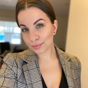 Meet your Posher, Samantha